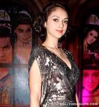 What is Aditi Rao Hydari doing in Arshad Warsi and Amit Sadh's Guddu Rangeela?