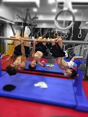 Hrithik Roshan's new gym buddies are his sons-Hrehaan and Hridaan!