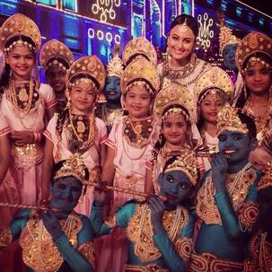 Sonakshi Sinha celebrates Dahi Handi with kids-View pic!