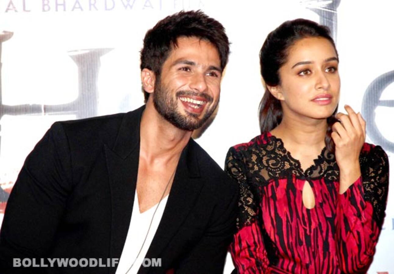 Shahid Kapoor And Shraddha Kapoor Get Adventurous While Filming For 