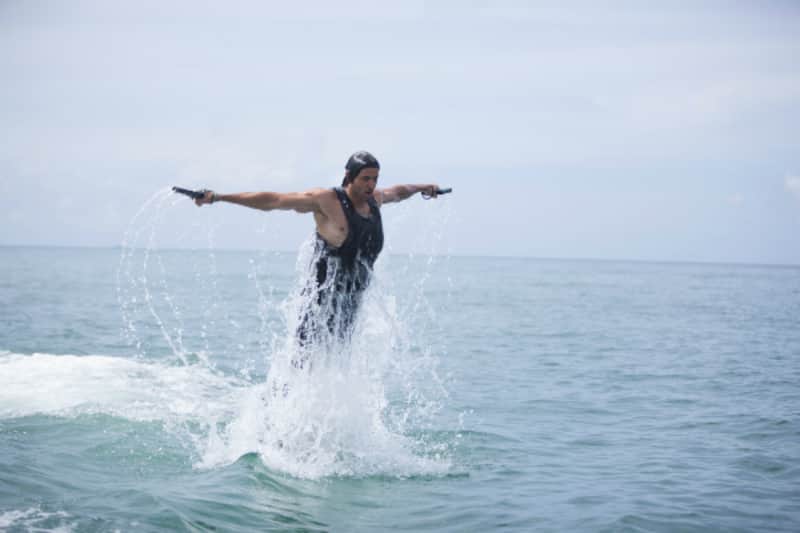 Hrithik Roshan reveals more about his water ski stunt in Bang Bang!