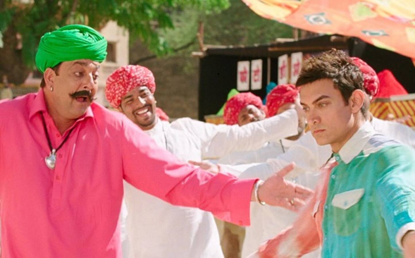 PK song teaser Tharki Chokro : A curious Aamir Khan reveals his naughty side in this charming song!