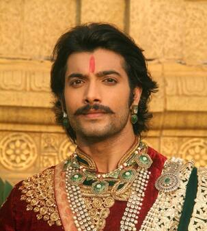 Maharana Pratap's Ssharad Malhotraa wants to spend his birthday in Kolkata