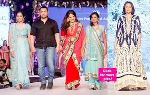 Aamir Khan, Sonakshi Sinha set the ramp on fire - view pics!