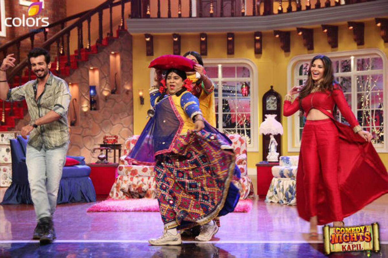 Comedy Nights with Kapil: Will Sunny Leone teach Palak how to dance like Leela on Kapil Sharma's show? View pic!