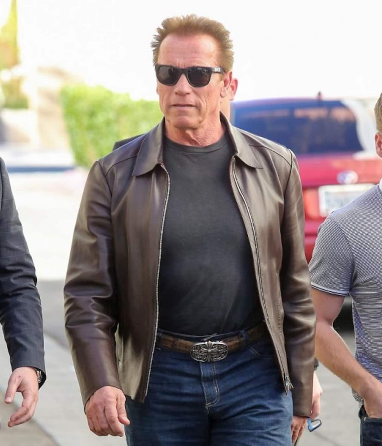 Arnold Schwarzenegger is NOT dead; death hoax takes over Twitter by