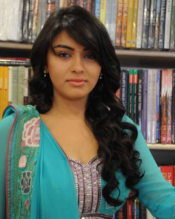 Birthday Special: 13 pics of Hansika Motwani that trace her journey ...