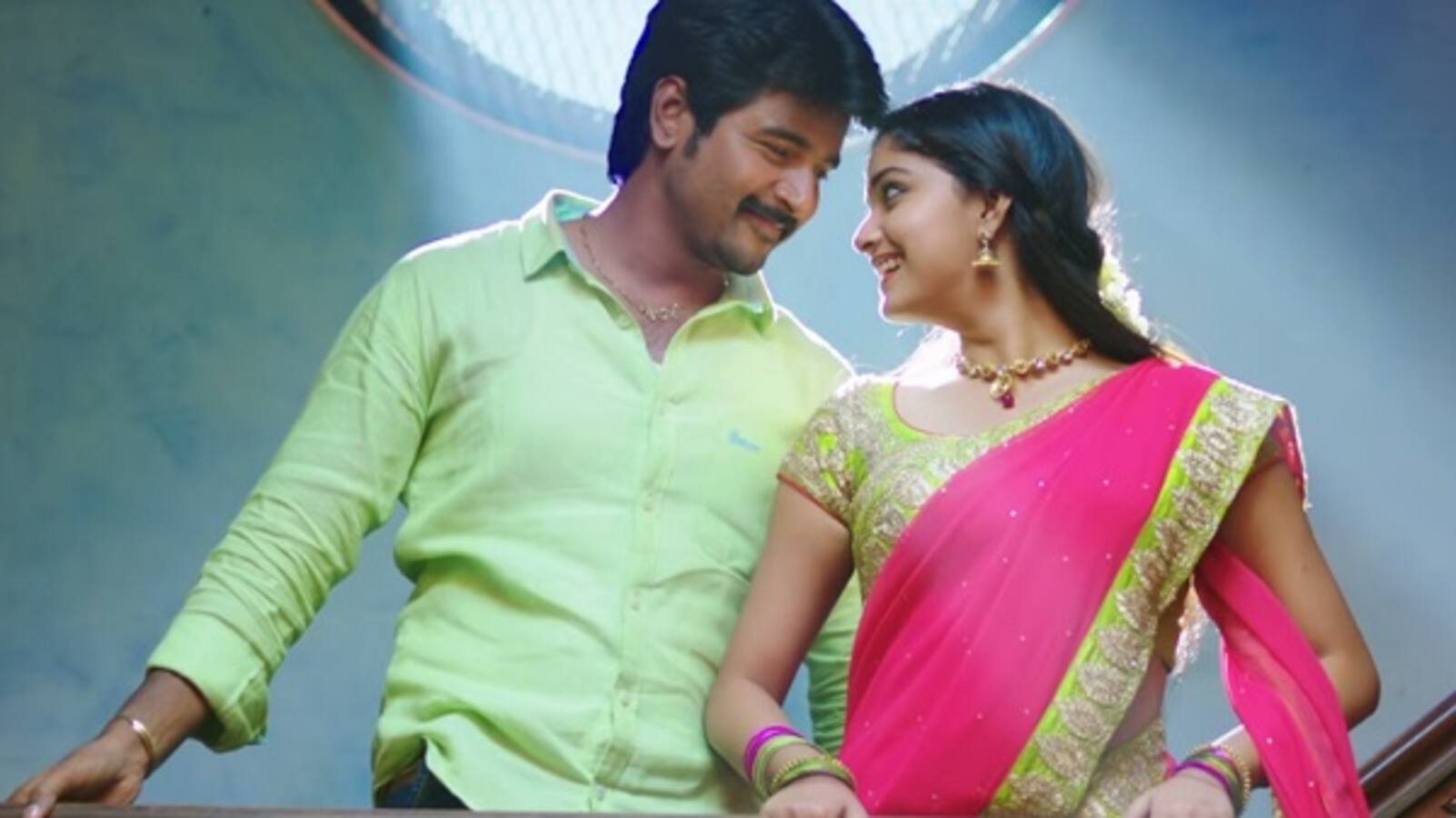 Rajinimurugan trailer: Sivakarthikeyan comes up with a tried and tested comedy with a Rajinikanth twist to it!