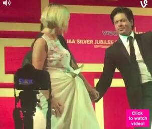 Shah Rukh Khan rocks the stage with his iconic lungi dance - watch video!