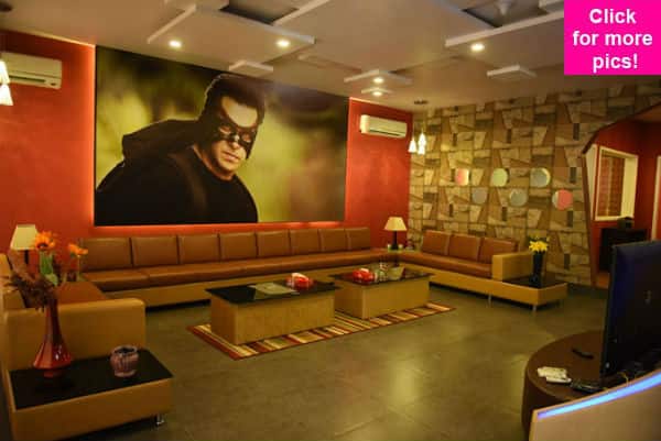 Check Out These Inside Pictures From Salman Khan S Amazing