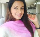 Check out the details about cricketer Harbhajan Singh's to-be-wife Geeta Basra's wedding outfits!