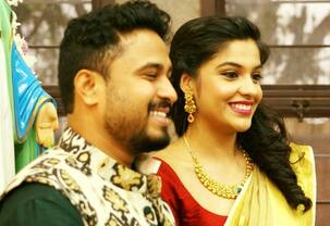 Malayalam actress Archana Kavi gets engaged to stand up comedian Abish Mathew!