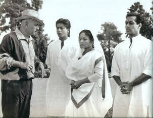 Shah Rukh Khan and Salman Khan train to be Karan Arjun - view pic!