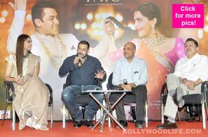 Salman Khan and Sonam Kapoor DAZZLE at the Prem Ratan Dhan Payo success press conference - view HQ Images!