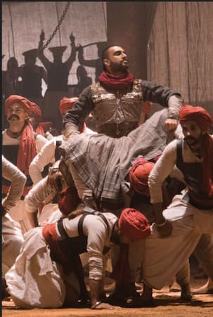 Check out this first look of the royal and magnificent Bajirao Ranveer Singh from Bajirao Mastani's song Malhari!