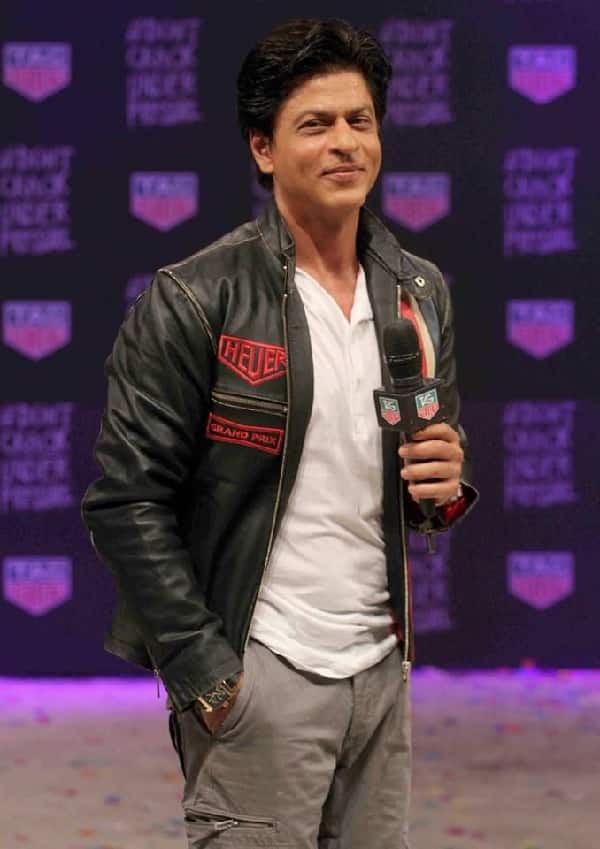 Shah Rukh Khan: People don't invite me for discussion on serious topics ...