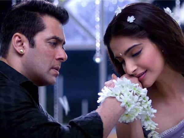 prem-ratan-dhan-payo_640x480_71446714973
