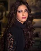 Sonam Kapoor gets clicked by  Romanian photographer Mihaela Noroc --view pic!