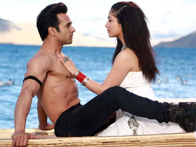 Revealed Pulkit Samrat And Yami Gautam S Kissing Policy Bollywood News And Gossip Movie