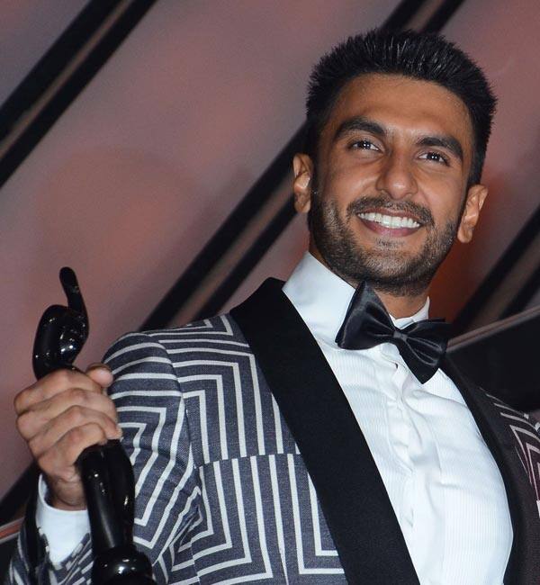 Ranveer Singh Is On Top Of The World After Winning Best Actor At Filmfare Awards 2016