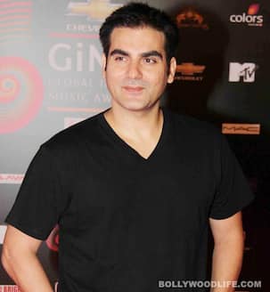 Arbaaz Khan LEAVES the city amidst divorce rumours - view pic!