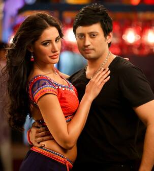 Nargis Fakhri's first item song in Kollywood with Prashant is an eyesore!