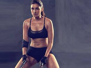 After Sonakshi Sinha, Parineeti Chopra to explore the Great Barrier Reef!