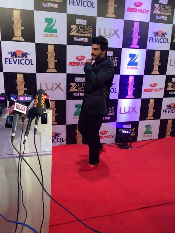 Zee Cine Awards 2016: You won't believe what Arjun Kapoor did on the red&amp;nbsp;carpet!