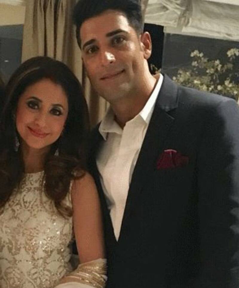 Urmila Matondkar looks STUNNING with hubby Mohsin Akhtar at her wedding reception - view pic!