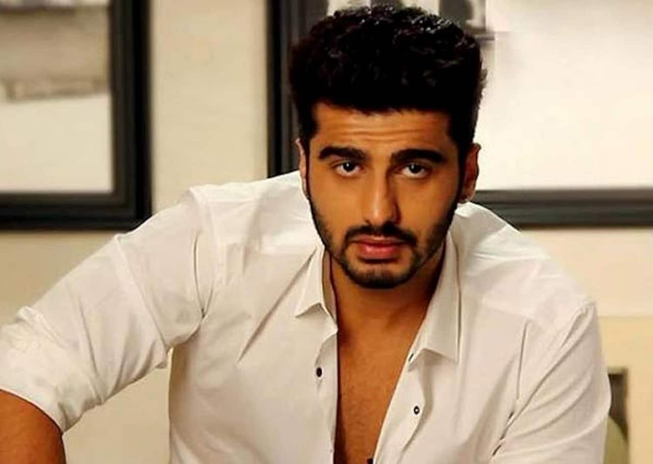 Arjun Kapoor confesses he is UNLUCKY in love! - Bollywood News & Gossip,  Movie Reviews, Trailers & Videos at 