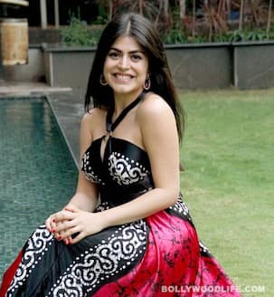 Pregnant Shehnaz Treasurywala gets drunk and horny - watch video!