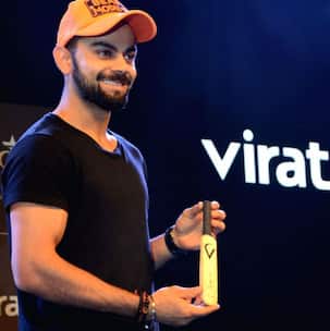 Anushka Sharma's boyfriend Virat Kohli POLITELY turns down a lady journo's question on PATCH UP- watch video!