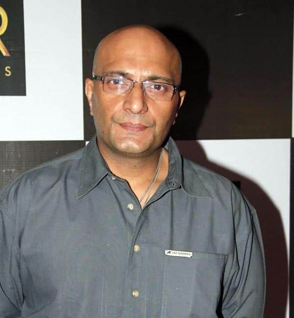 https://st1.bollywoodlife.com/wp-content/uploads/2016/04/710619.jpg