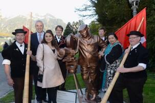 Switzerland honours ICONIC filmmaker Yash Chopra by inaugurating a statue in his memory - watch video!