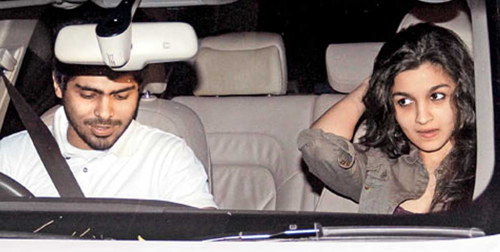 These Bollywood Stars Dumped After They Made It Large