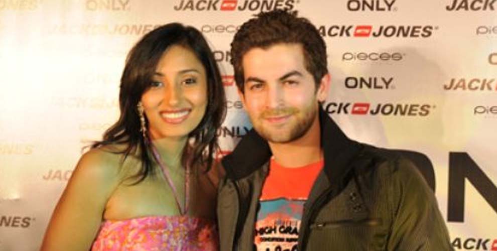 These Bollywood Stars Dumped After They Made It Large