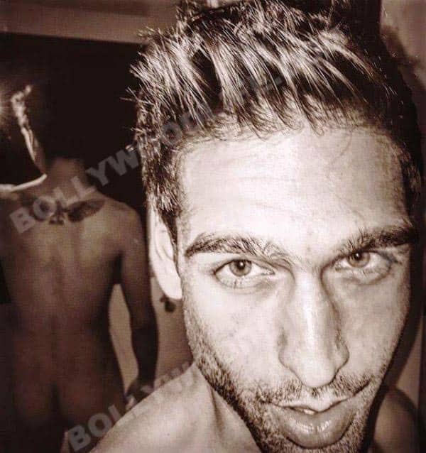 Sid Mallya's butt naked selfie