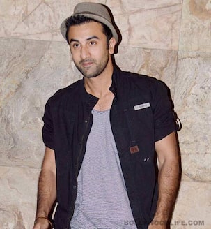Who is Ranbir Kapoor moving in with?
