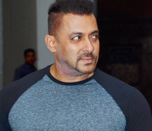 This female journo offered Salman Khan money, find out what happens ...
