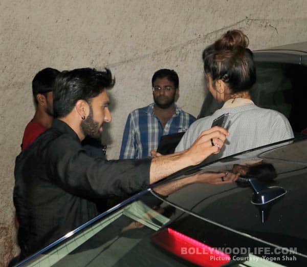 Ranveer-singh-Deepika-padukone-(4)2272016