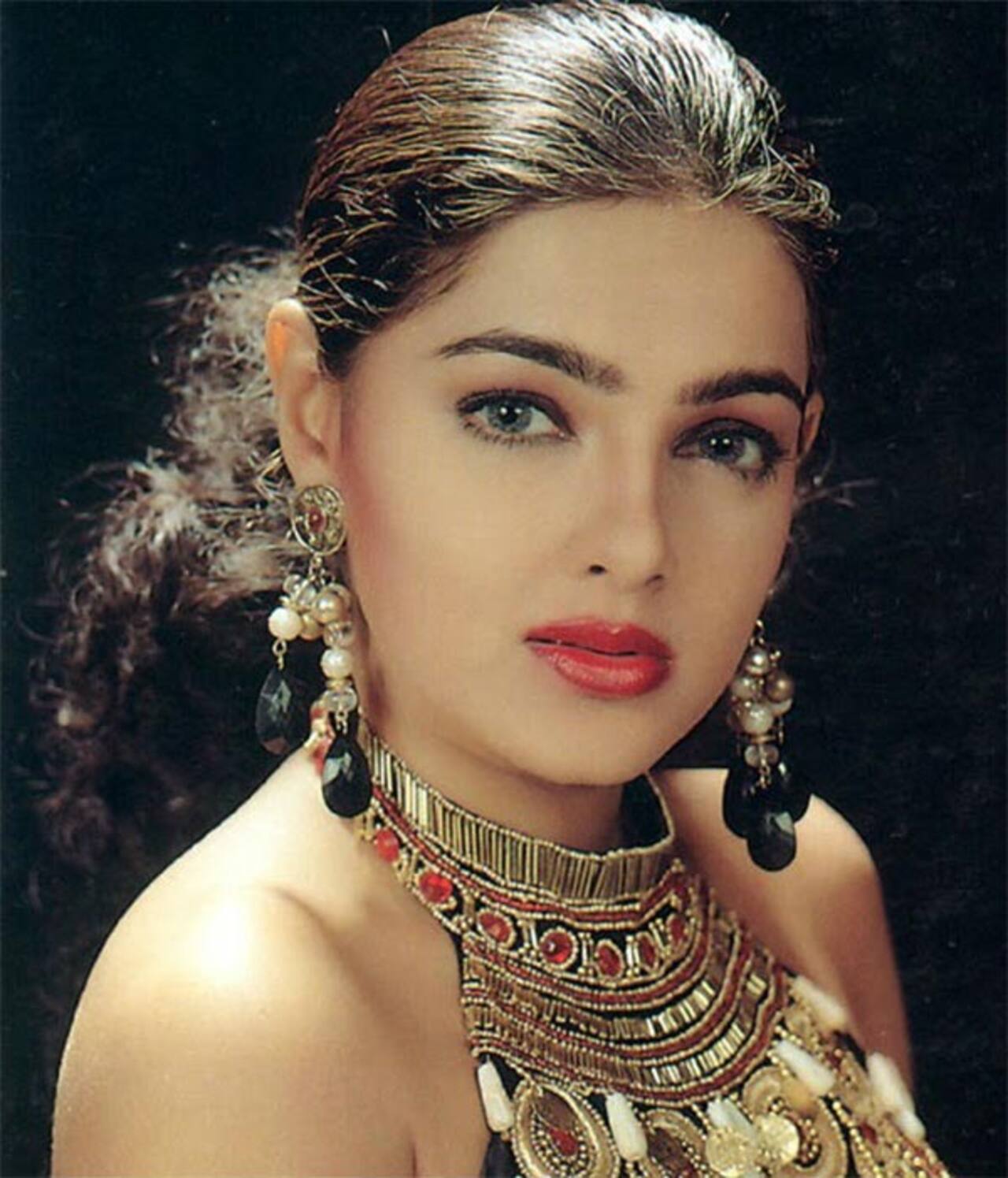 Mamta Kulkarni gets another blow, Police seize her bank accounts ...