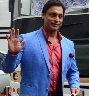 Cricketer Shoaib Akhtar meets with an accident on the sets of Mazak Mazak Mein