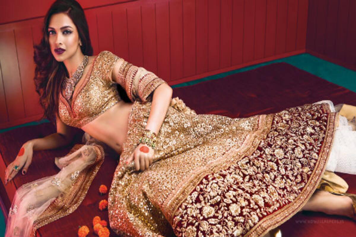 Will Deepika Padukone Decide Who Should Play Her Husband In Padmavati Bollywood News Gossip Movie Reviews Trailers Videos At Bollywoodlife Com Padmavati, based on the life of the rani of chittor in rajasthan, is all about the queen and sultan alauddin khilji's (ranveer singh) obsession with her. will deepika padukone decide who should