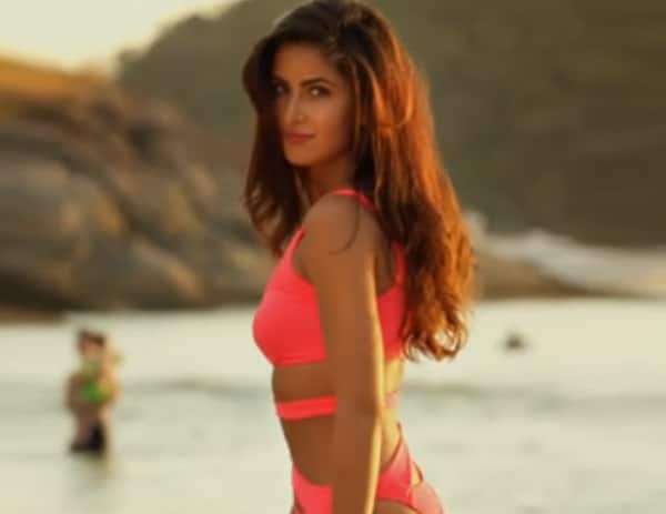 Katrina Kaif Flaunts Her Ridiculously Sexy Bikini Bod And We Have It Captured In 3 Shots