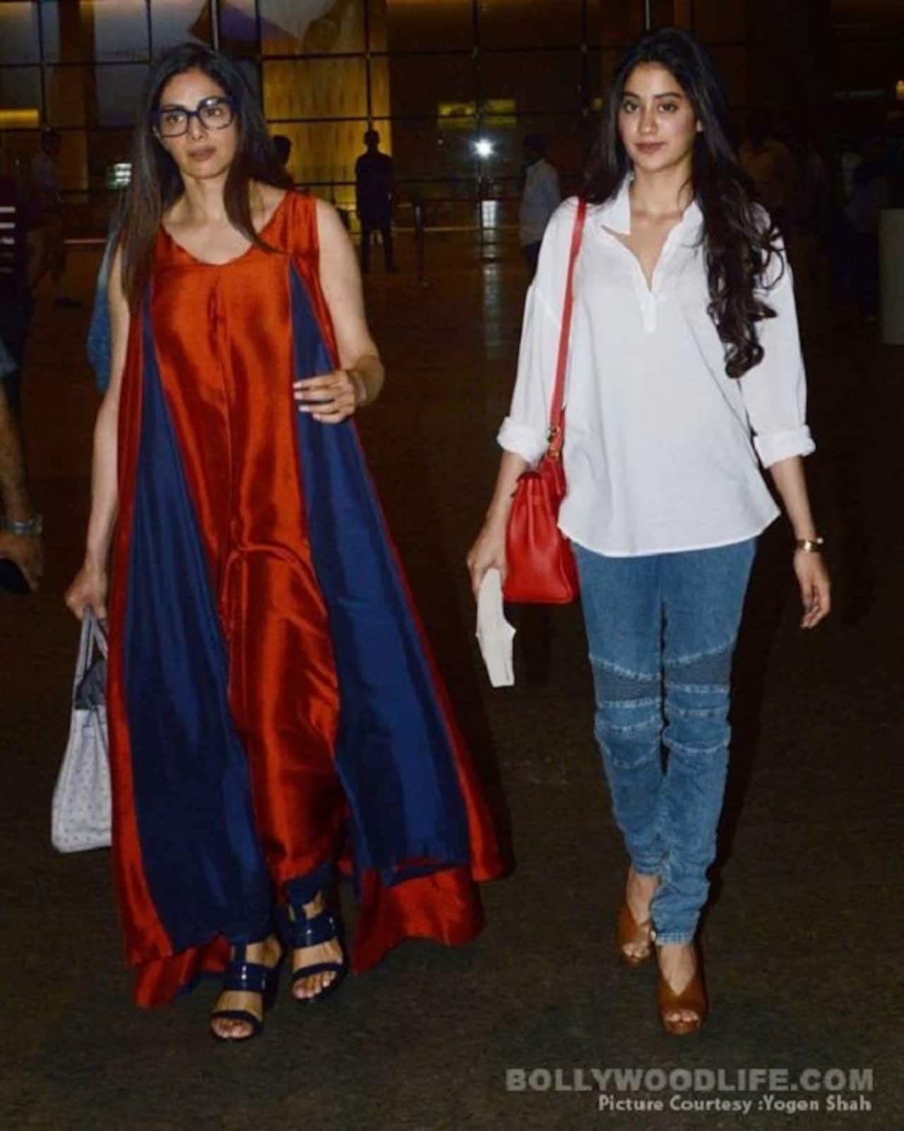Doesn't Jhanvi Kapoor look a lot like mother Sridevi in this airport spotting? - view HQ pics