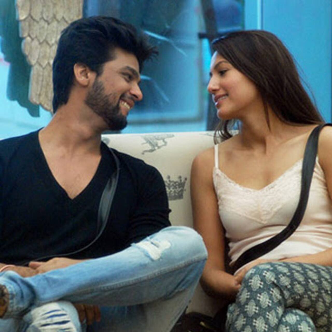 Kushal Tandon and Gauhar Khan indulge in some cute convo on Twitter