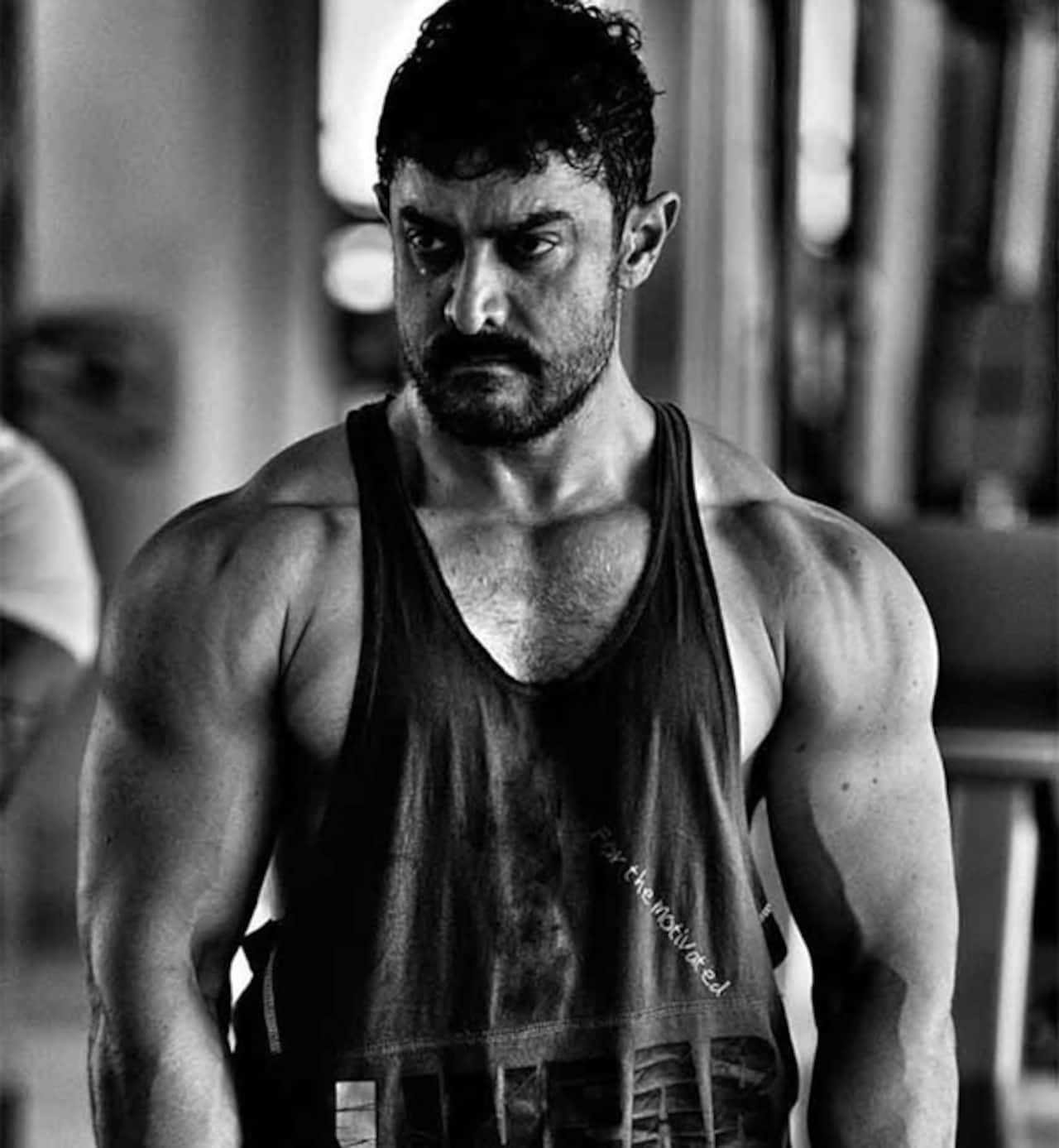 Aamir Khan has a surprise for fans at 5 am tomorrow - watch video