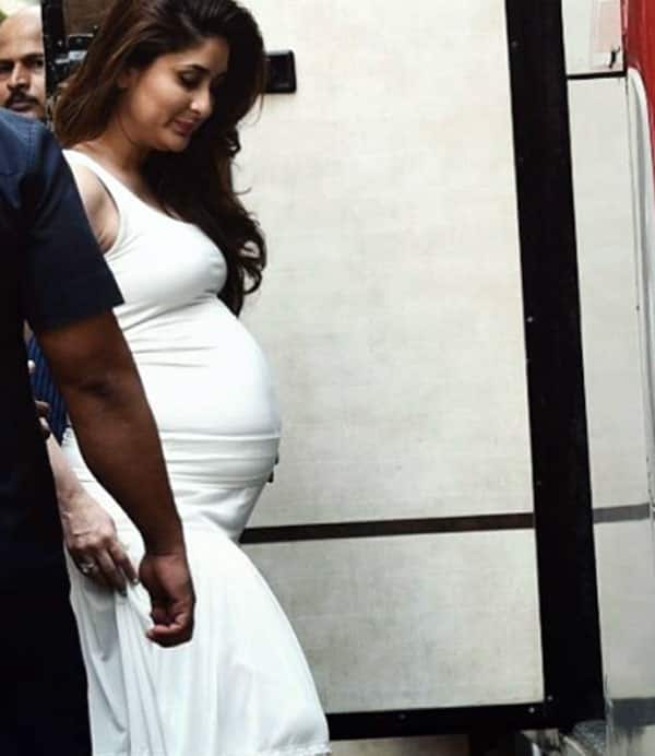 Pregnant Kareena Kapoor Khans This Picture Will Make You Restless For The Good News Bollywood