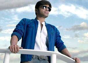 बॉलीवुड संगीतकार हिमेश रेशमिया की कार का हुआ एक्सीडेंट, ड्राइवर की हालत गंभीर