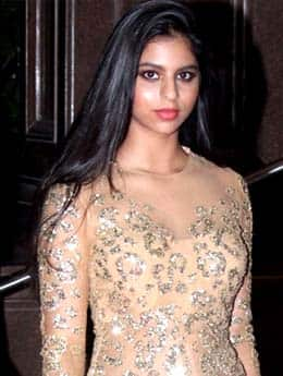 Suhana Khan on X: Me at AirPort !  / X